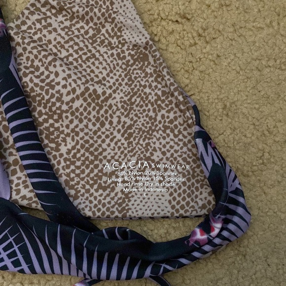 acacia top SOLD - Picture 2 of 2